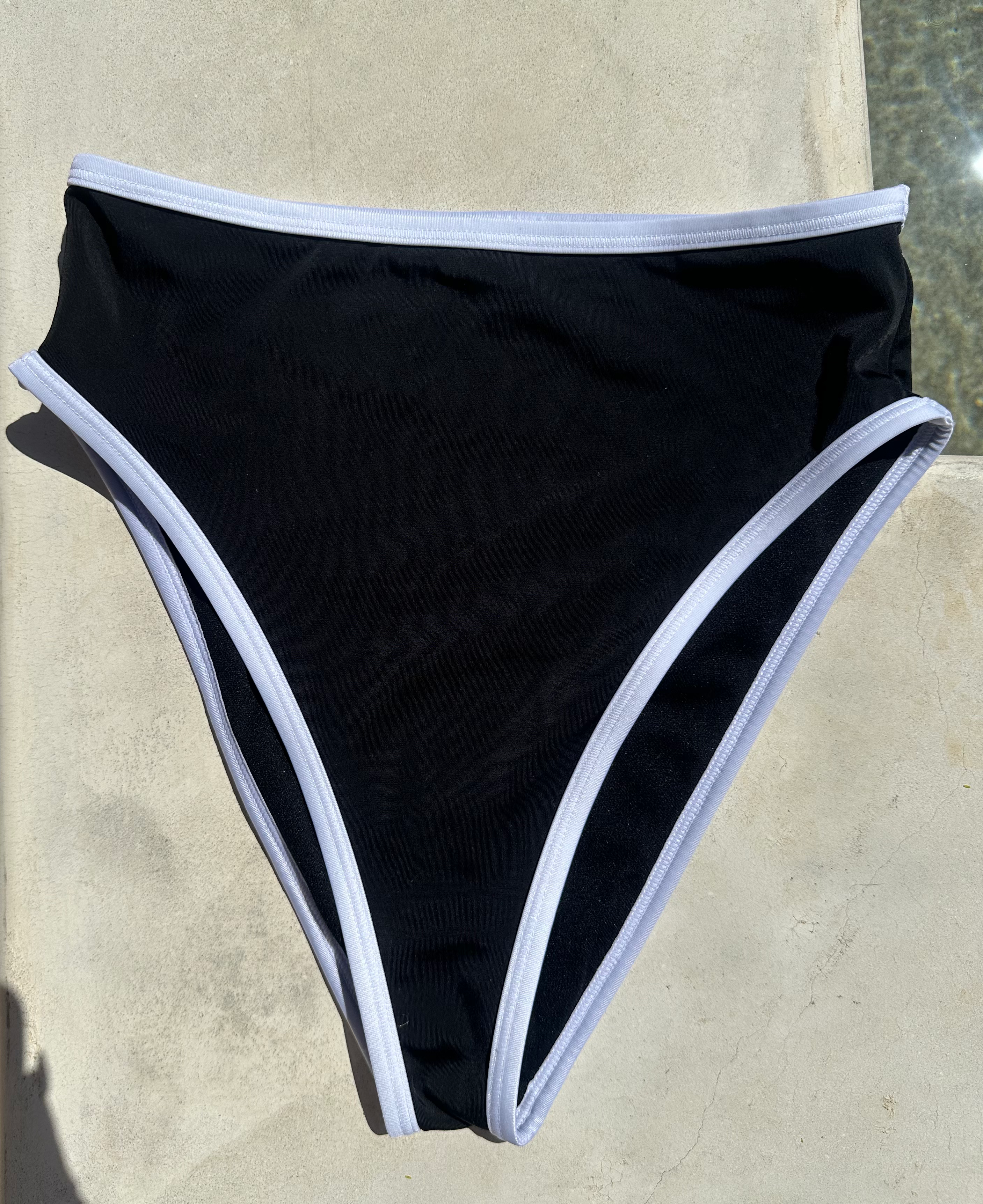 High Rise Swim Bottom White/Black