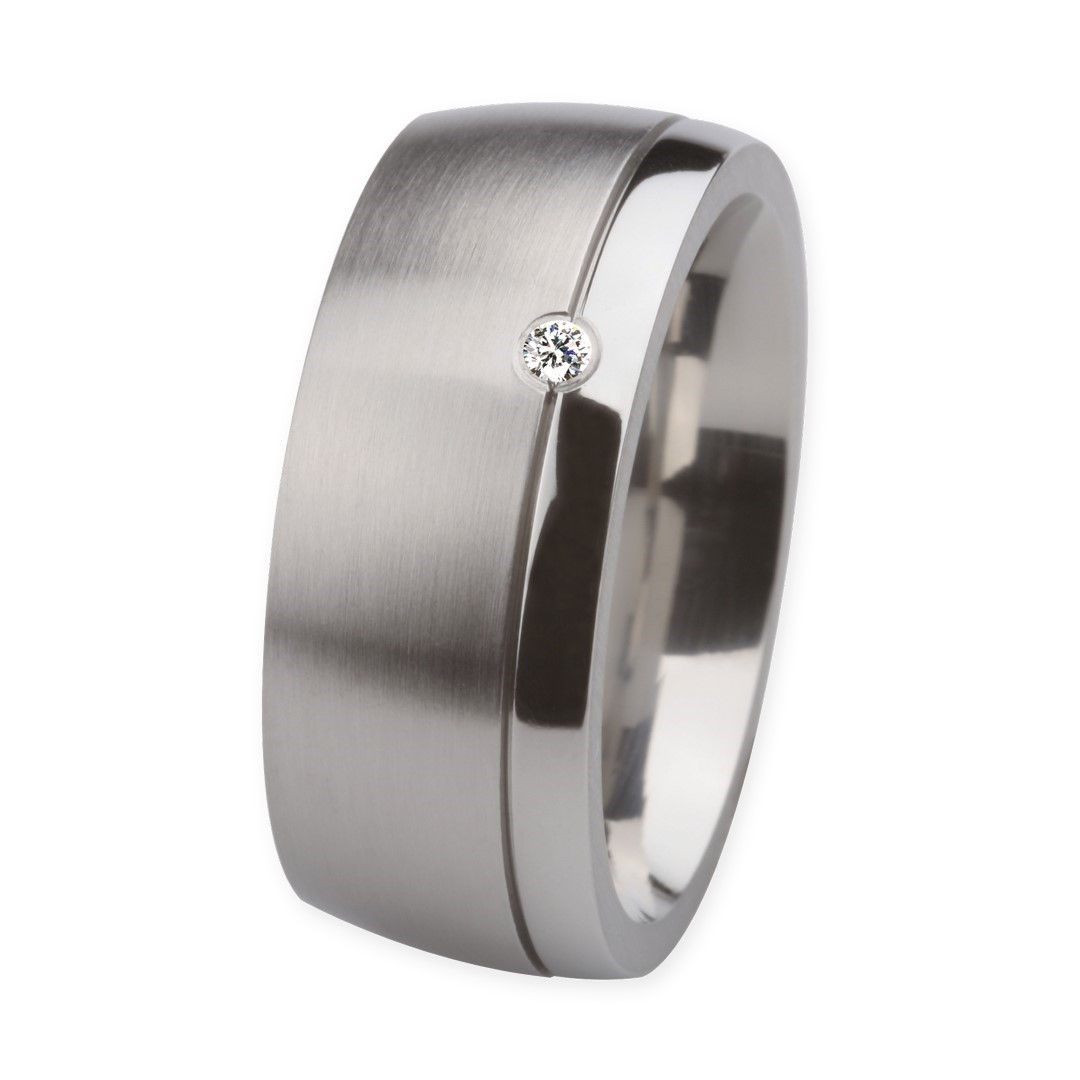 Ring aus Silber bzw. Stahl