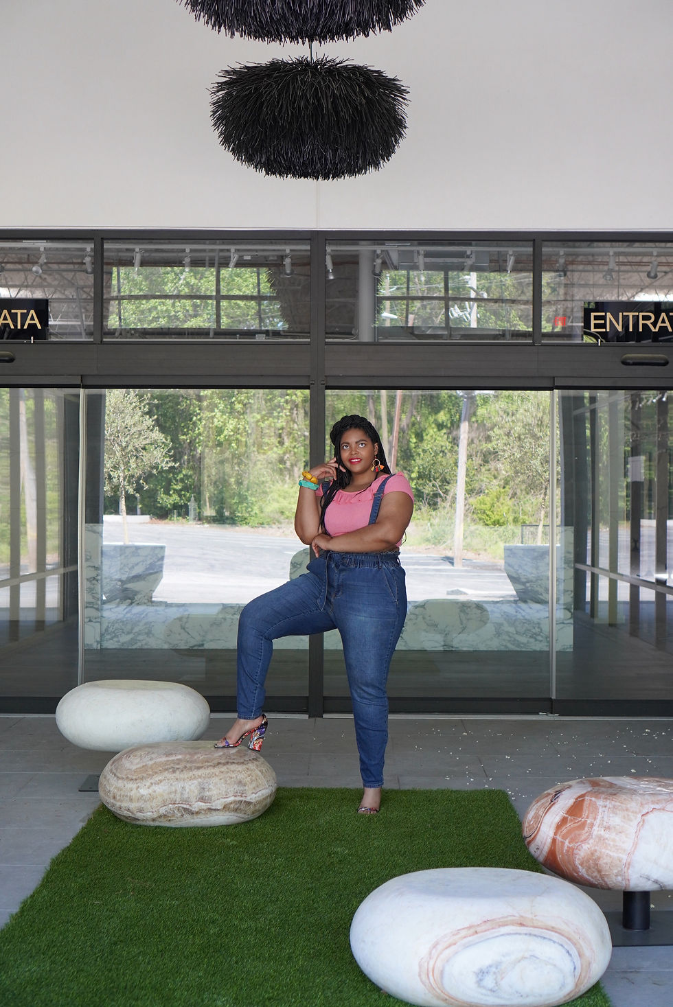 Fashion shoot with Atlanta Blogger Evin Monro - Black women