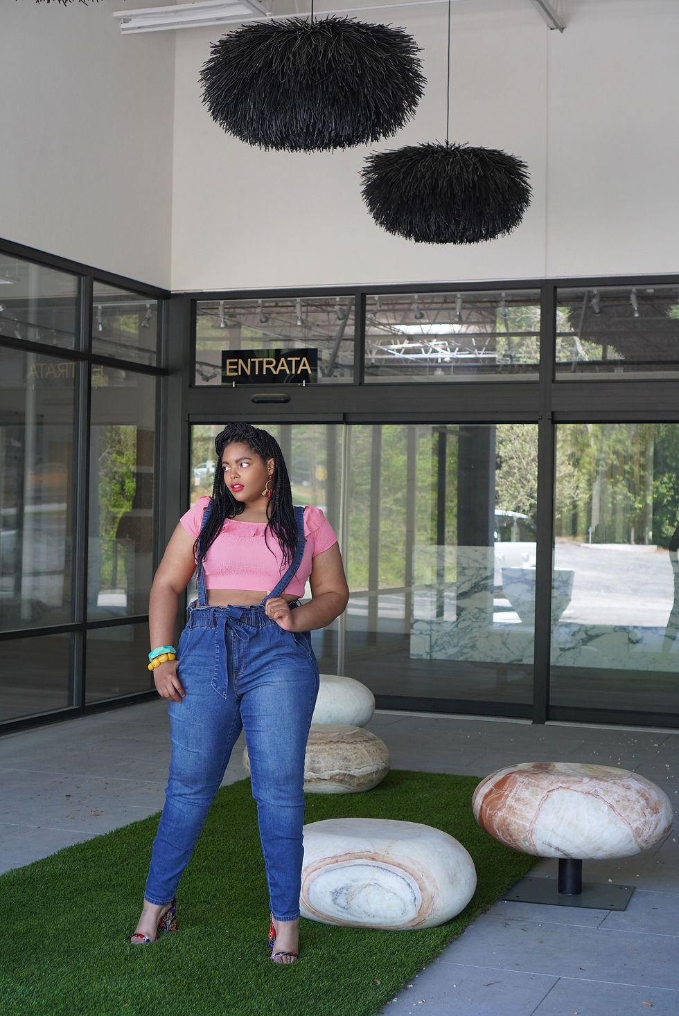 Fashion shoot with Atlanta Blogger Evin Monro - Black women