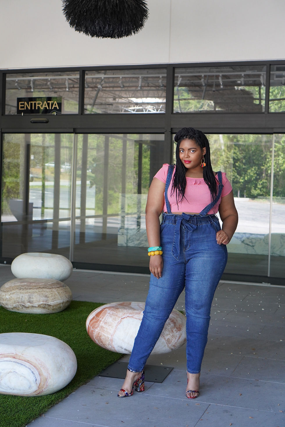 Fashion shoot with Atlanta Blogger Evin Monro - Black women