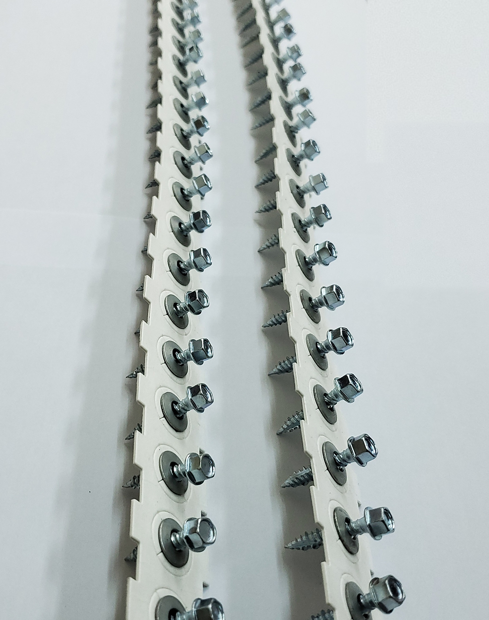 Collated roofing screws