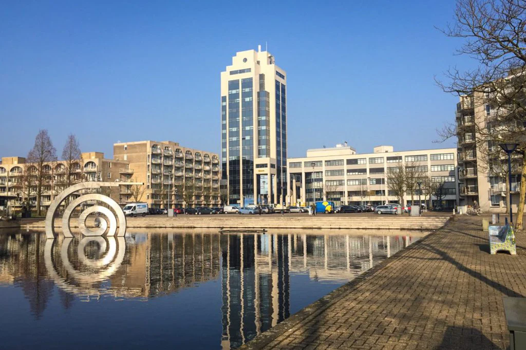 buro-sant-en-co-zoetermeer-centraal-park-de-dobbe-huidige-situatie-1024x682_1024x1024.webp
