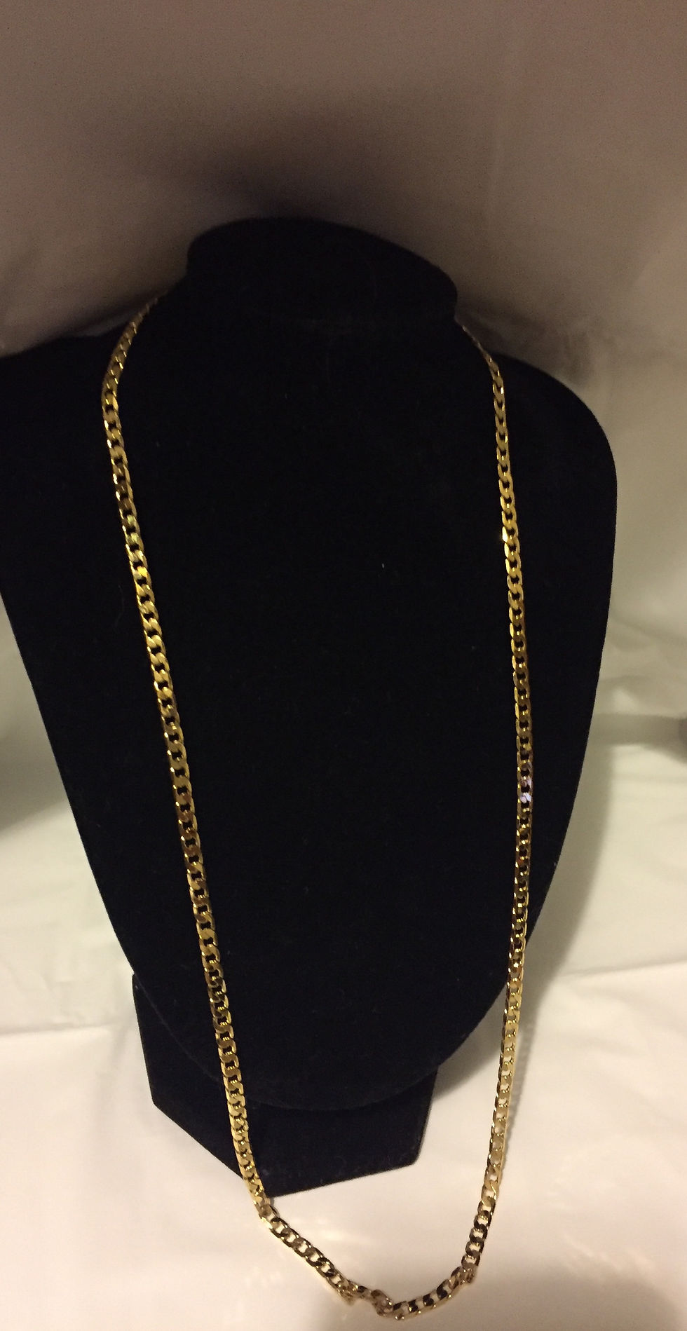Thumbnail: CUBAN LINK CHAIN NECKLACE