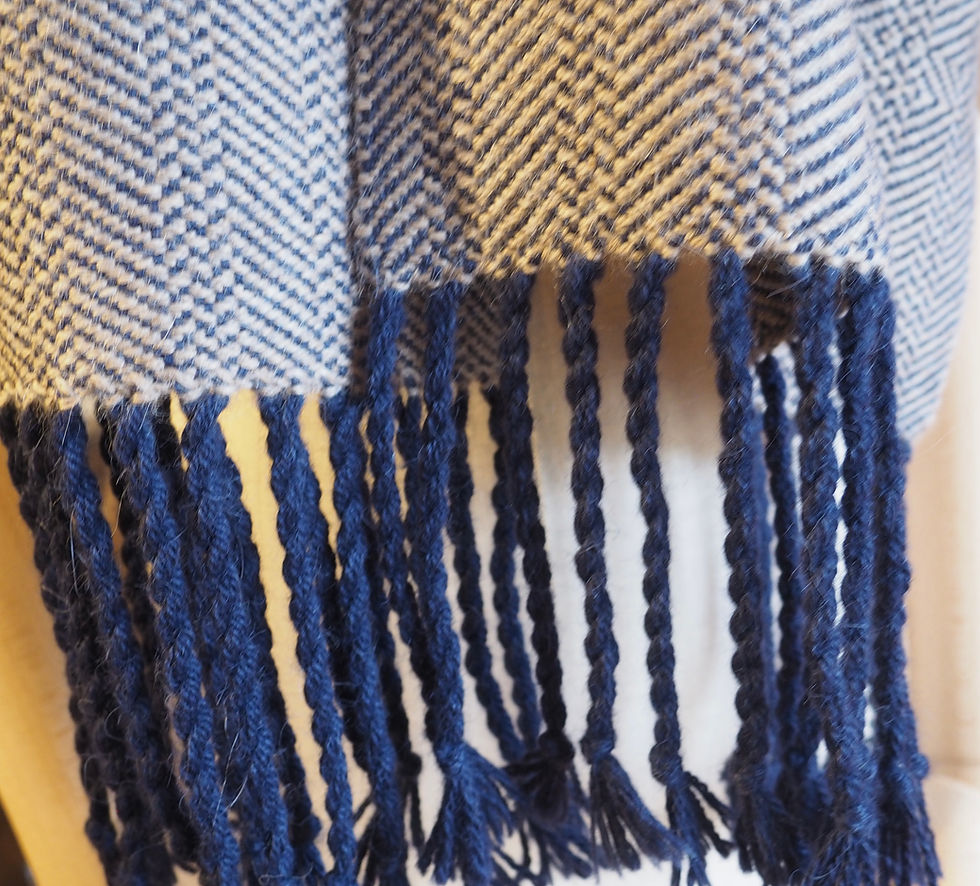 Miniature : Écharpe Alpaga naturel et bleu, tissage artisanal