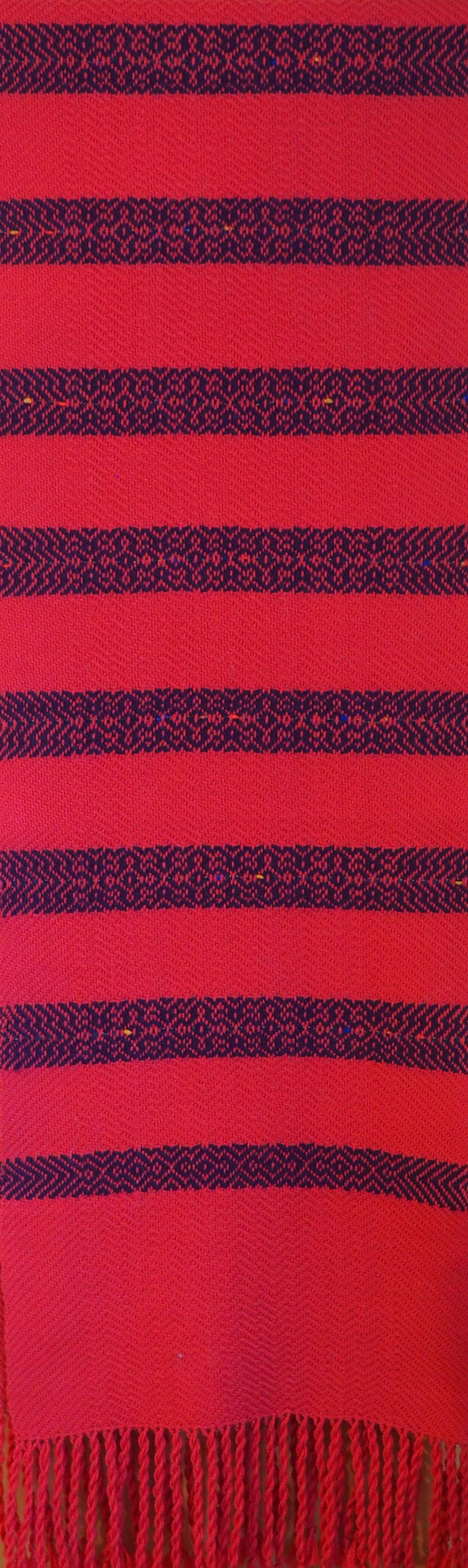 Miniature : Écharpe "Spinelle" en laine corail  et prune, tissage artisanal