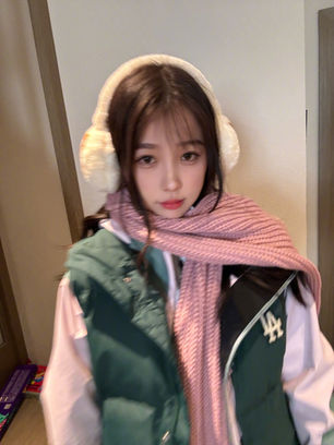 250312