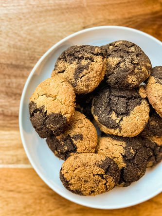 NOSTALGIC BLACK AND WHITE COOKIES 