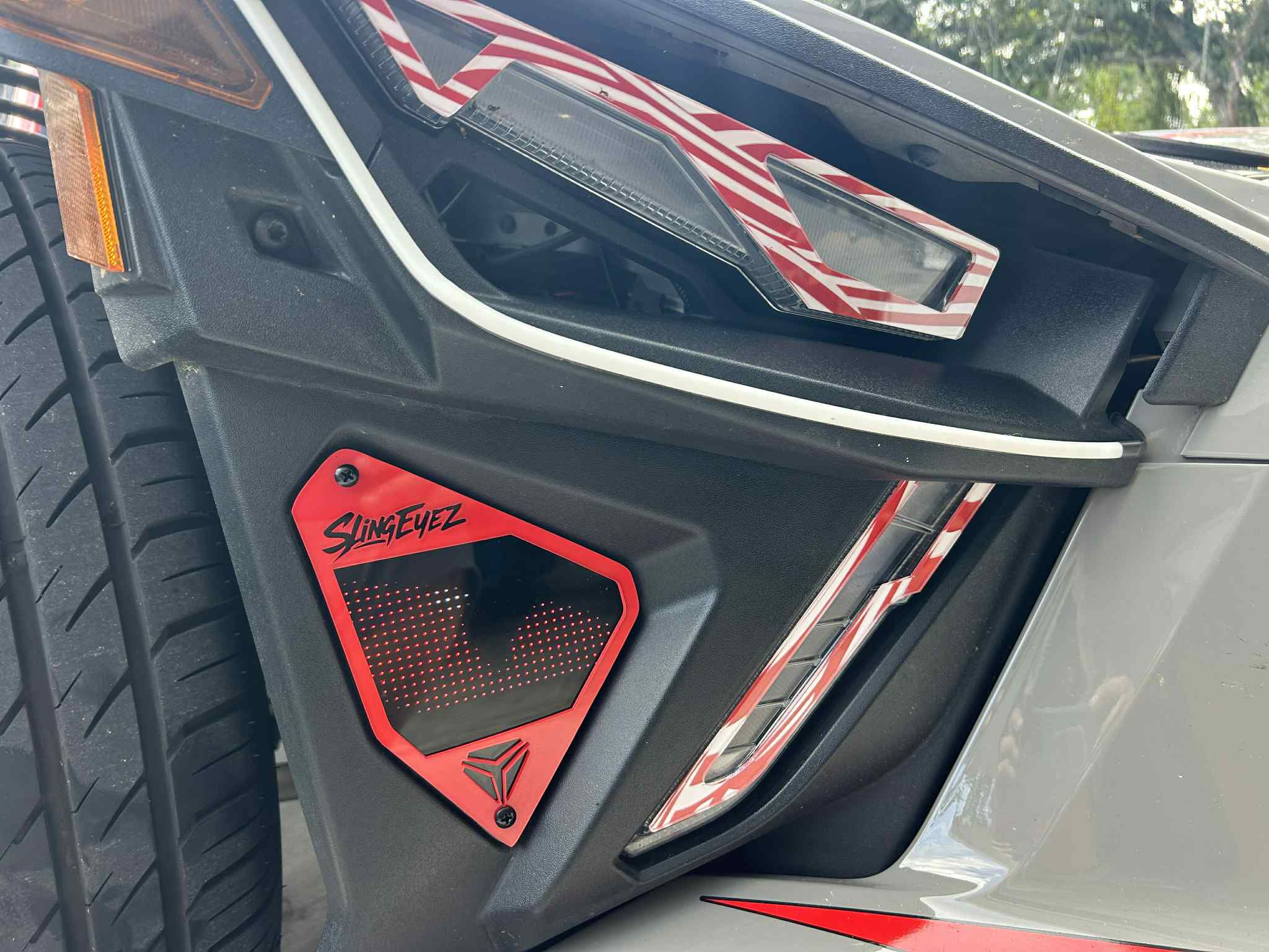 Running Light Trim (Multicolored) (PAIR)