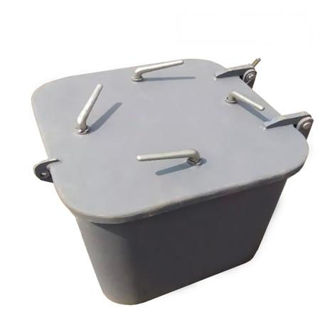 Миниатюра: Small Steel Hatch Cover