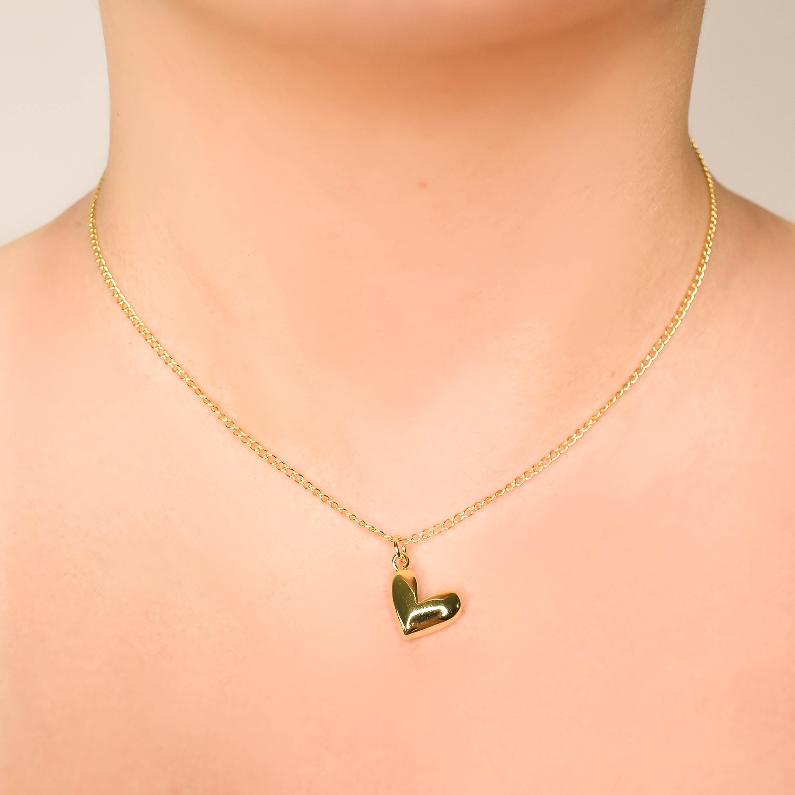 Collar corazón chunky dorado