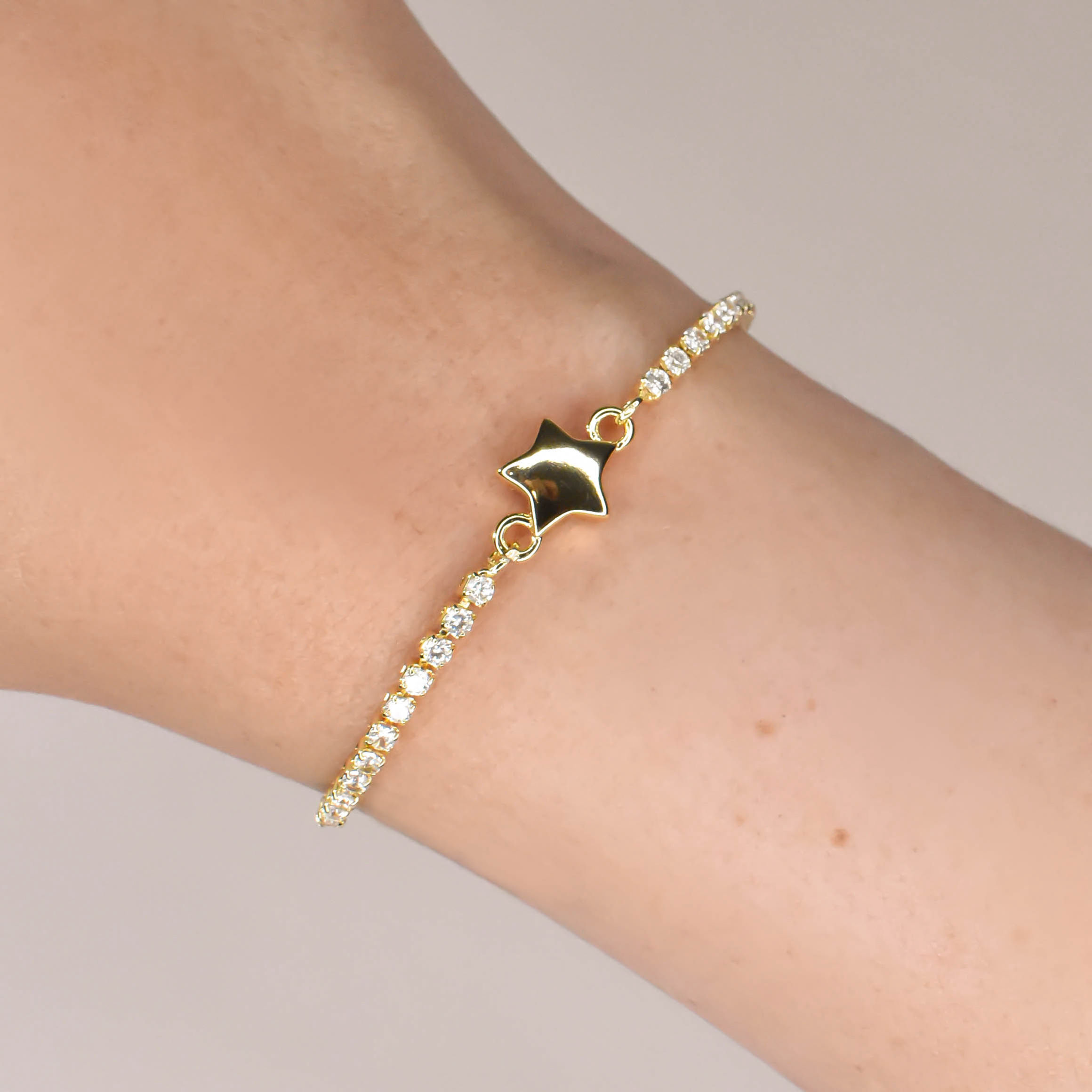 Pulsera estrella zirconias ajustable 