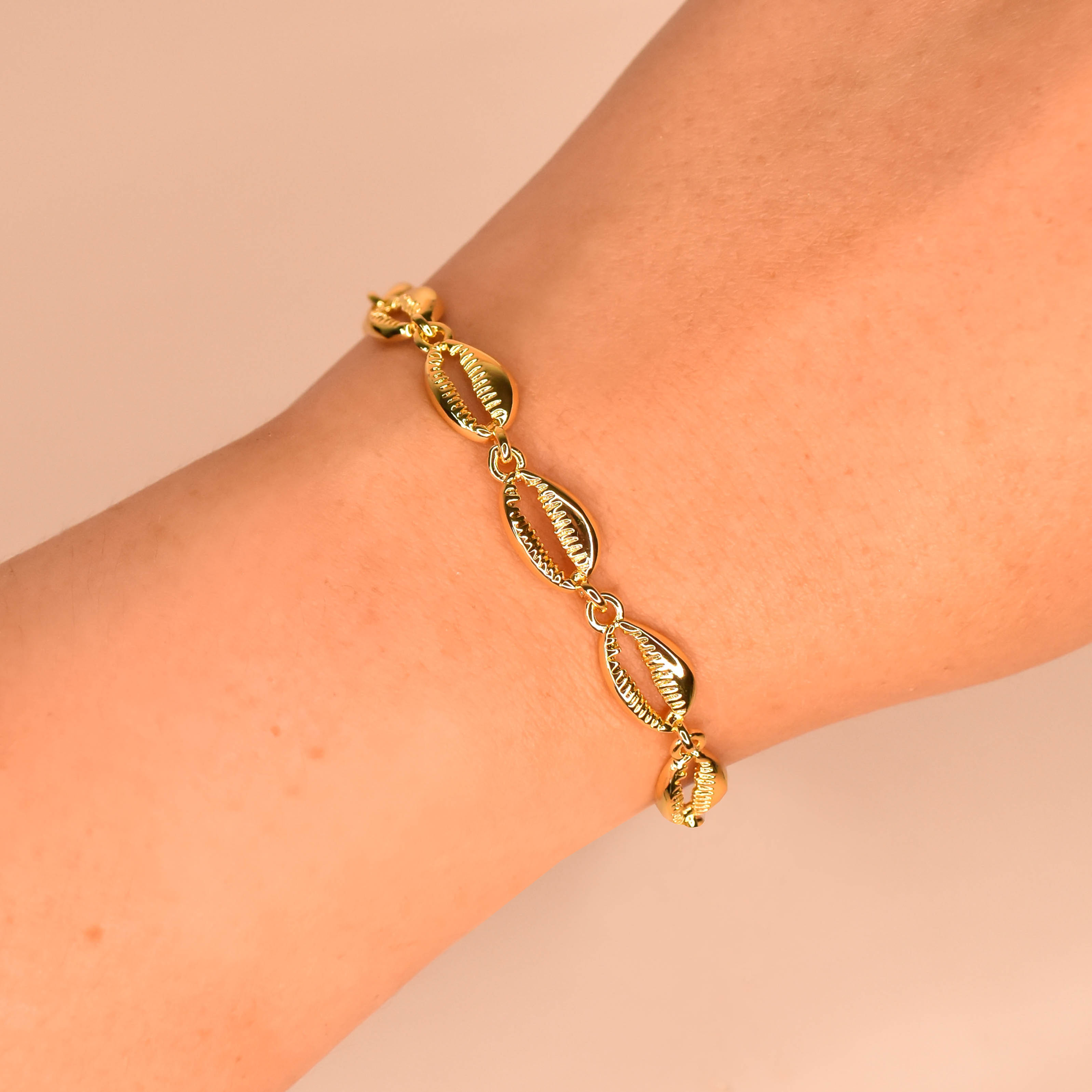 Pulsera conchas ajustable 