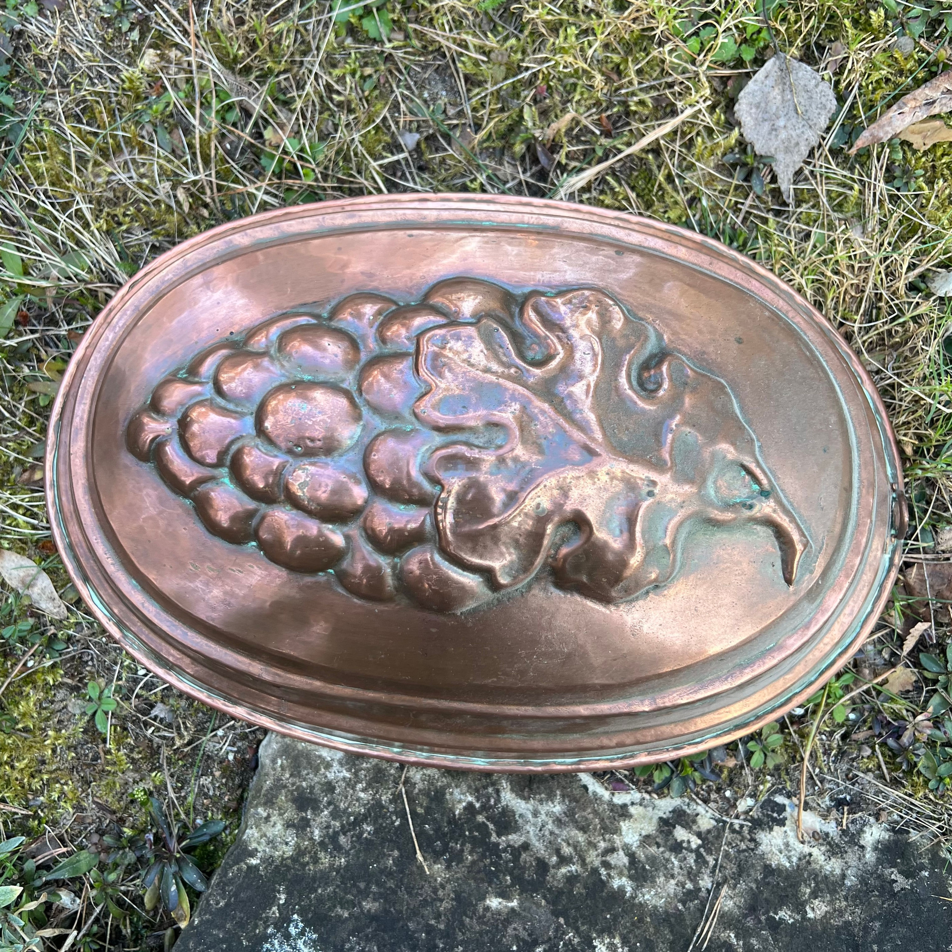Antike Biedermeier Kupferform Traube 19. Jh