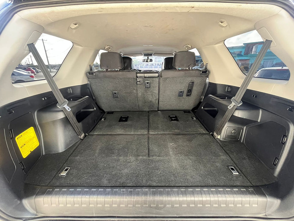 2013 Toyota 4Runner. (5)