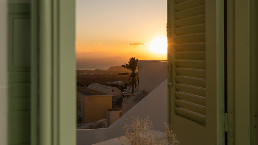 Santorini boutique hotel