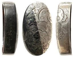 獅子図縁頭・鐺 縁銘 東山堂雅哉花押 鐺銘 龍雲斎, 拵用金具