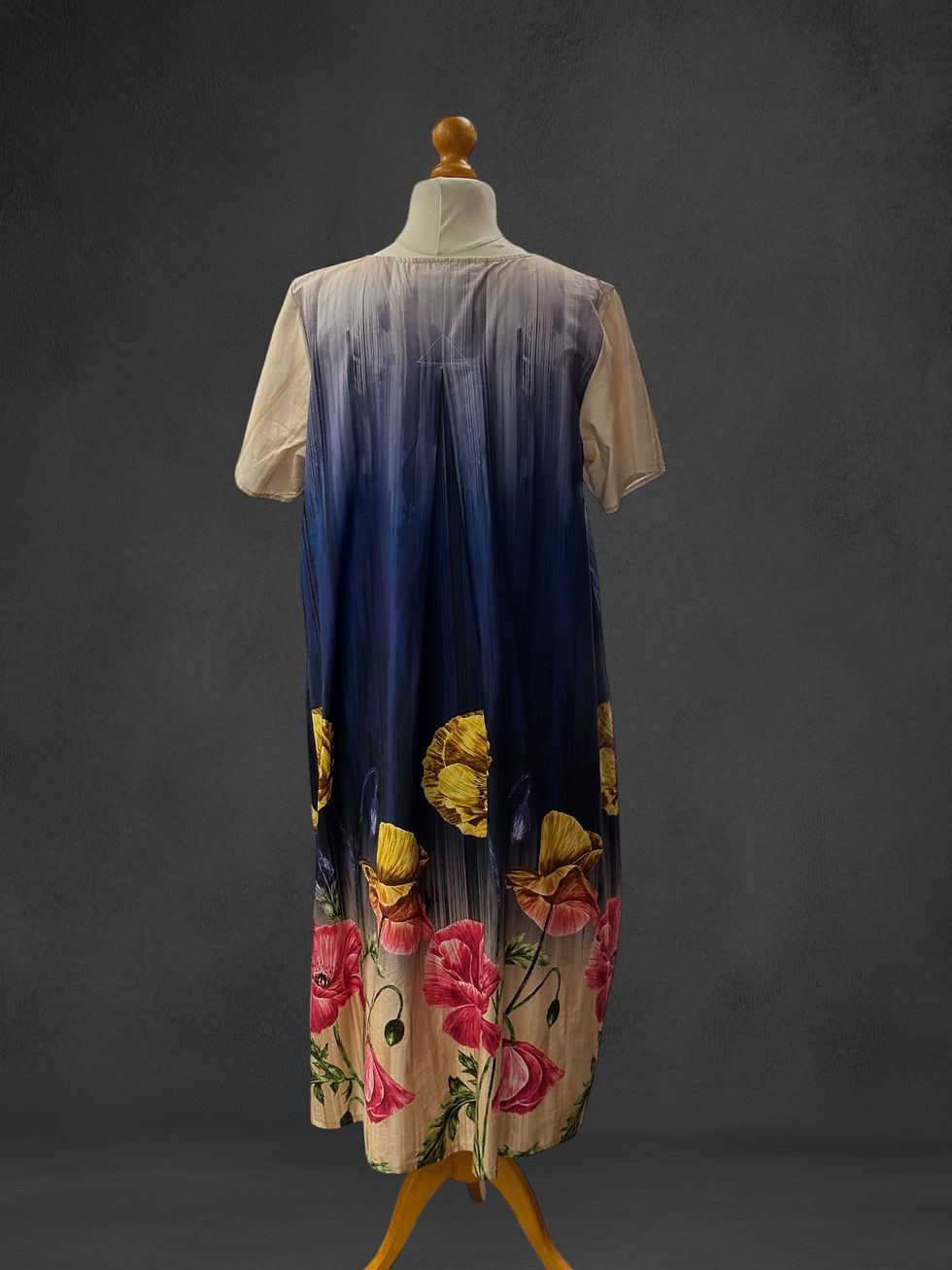 Thumbnail: Lovely Oversized Dress By Designers ID With Flowers