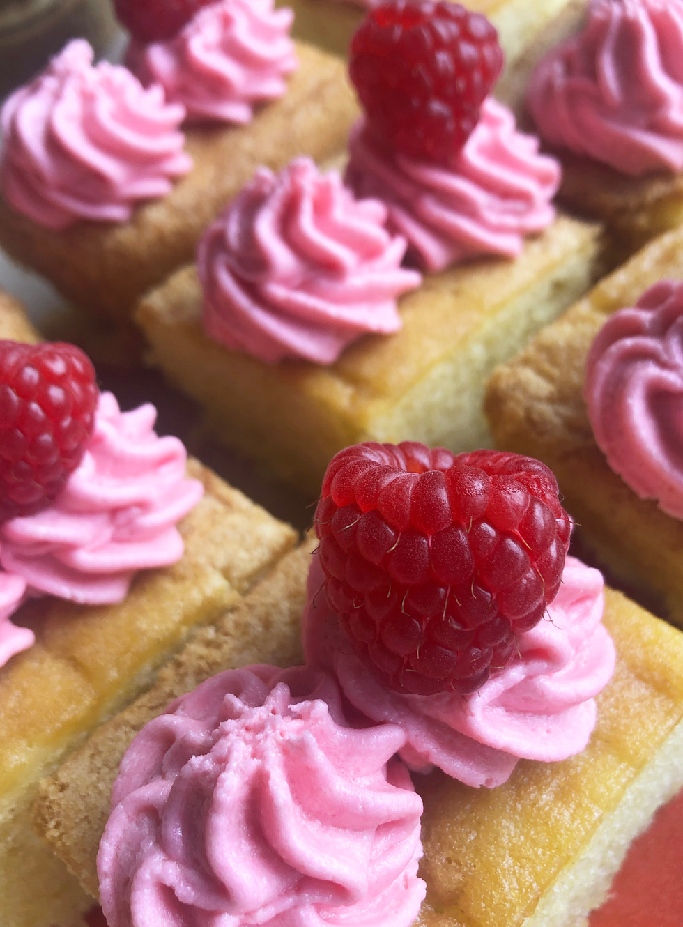 Home Simple Cakes Hook