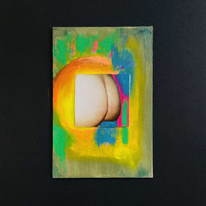 "SUNRISE" artwork beautifully captures the profound connection between the human body and the awe-inspiring sunrise. Just as the sunrise heralds a new day, each day offers an opportunity to embrace your body as a daily sunrise, a radiant symbol of hope, renewal, and potential. "SUNRISE" invites you to recognize the exquisite parallels between the body's natural rhythms and the sun's journey across the sky.