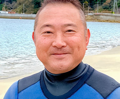 staff_08_2.jpg