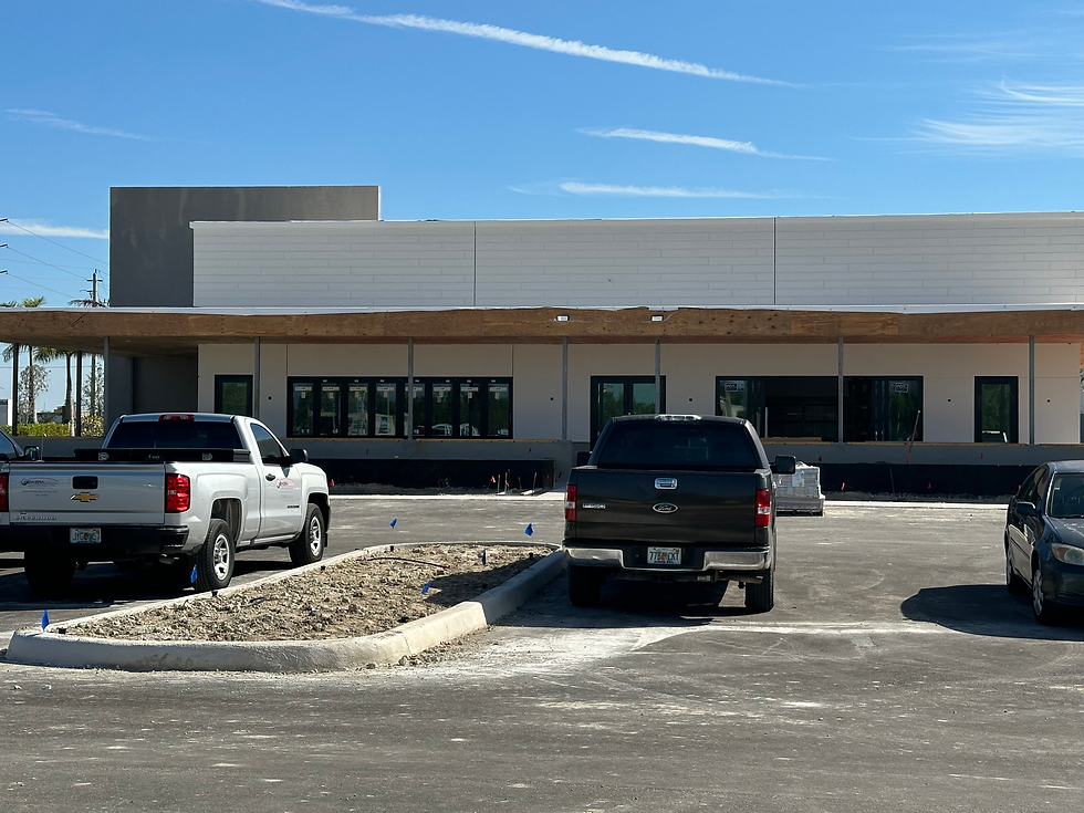 Founders Square Lake Park Diner