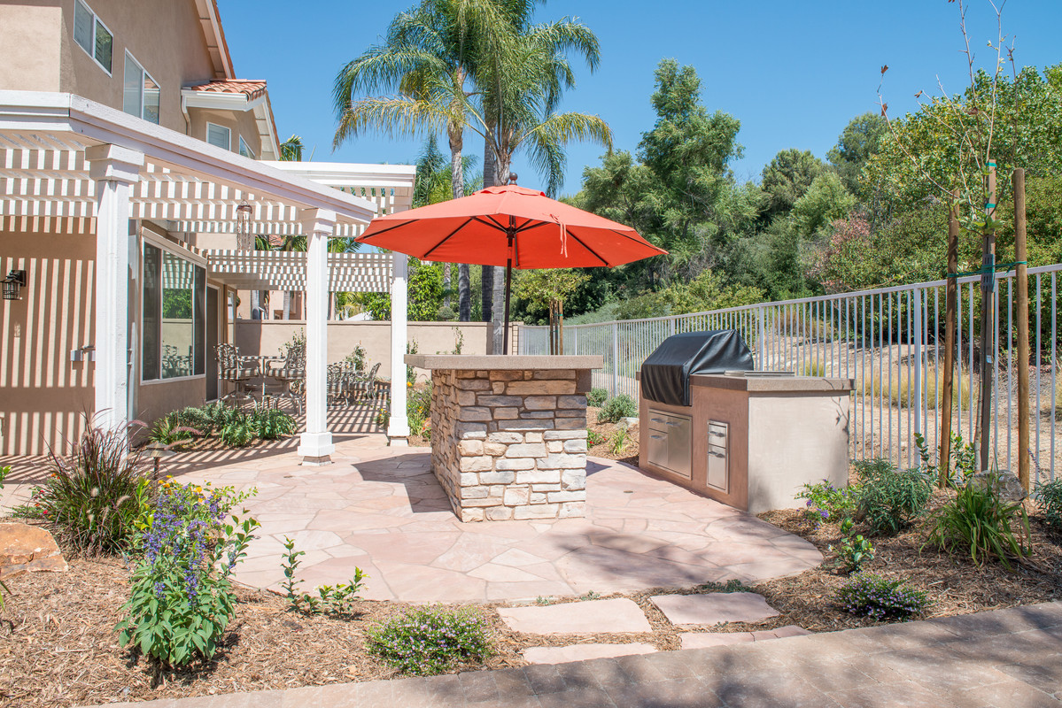 Landscaping Pitzer Anaheim