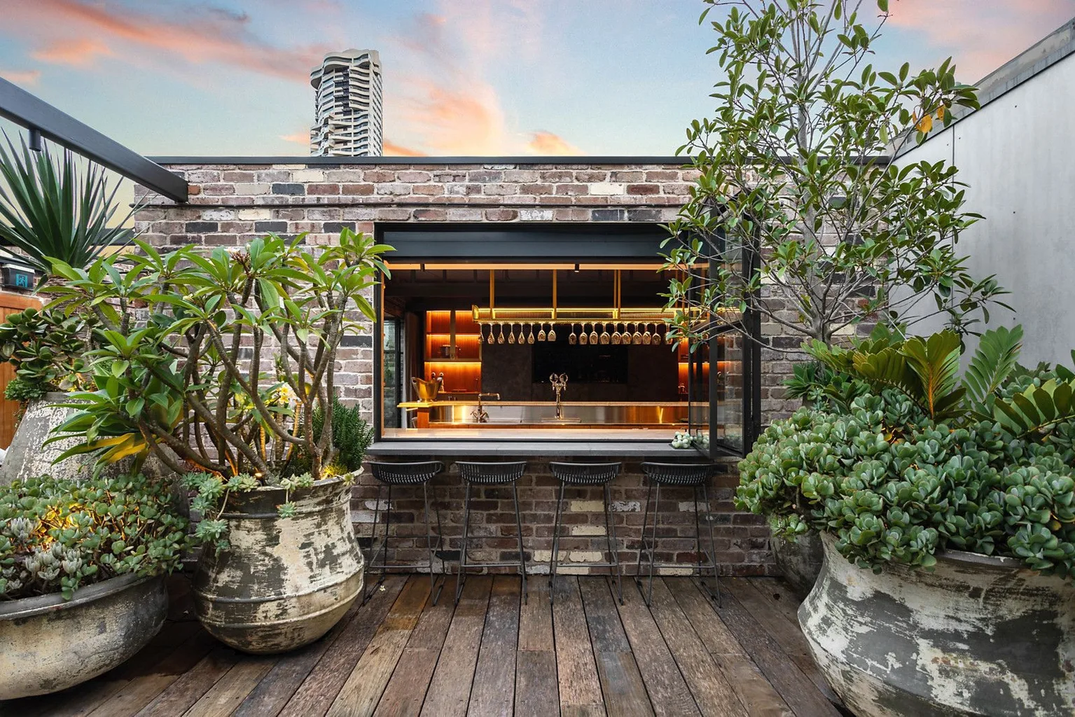 courtyard at 99 Stanley Street