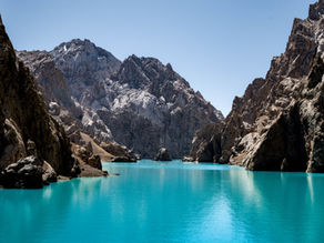Kyrgyzstan - Kel Suu - Lake