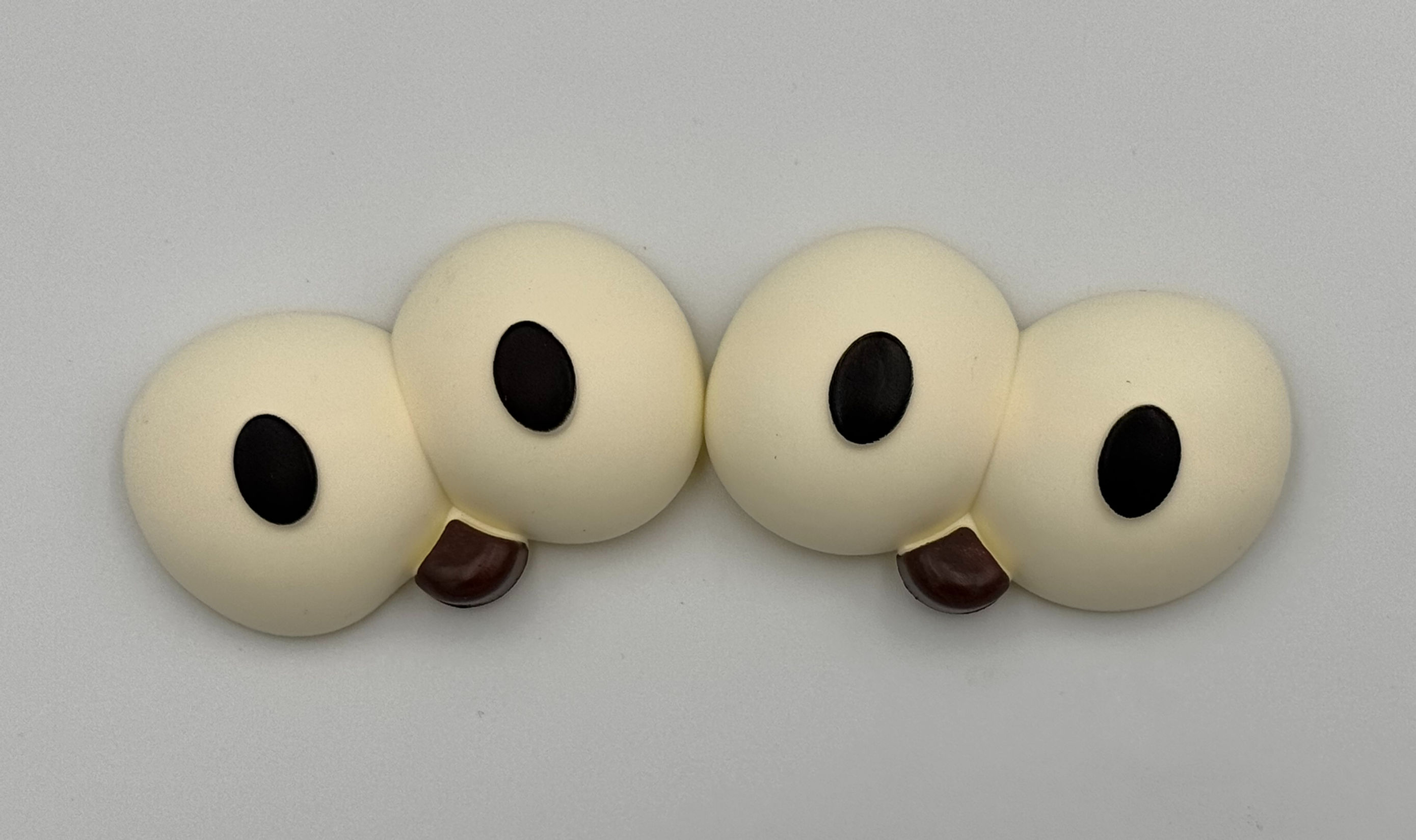 2pcs/set Cute Eyes Shoes Charms