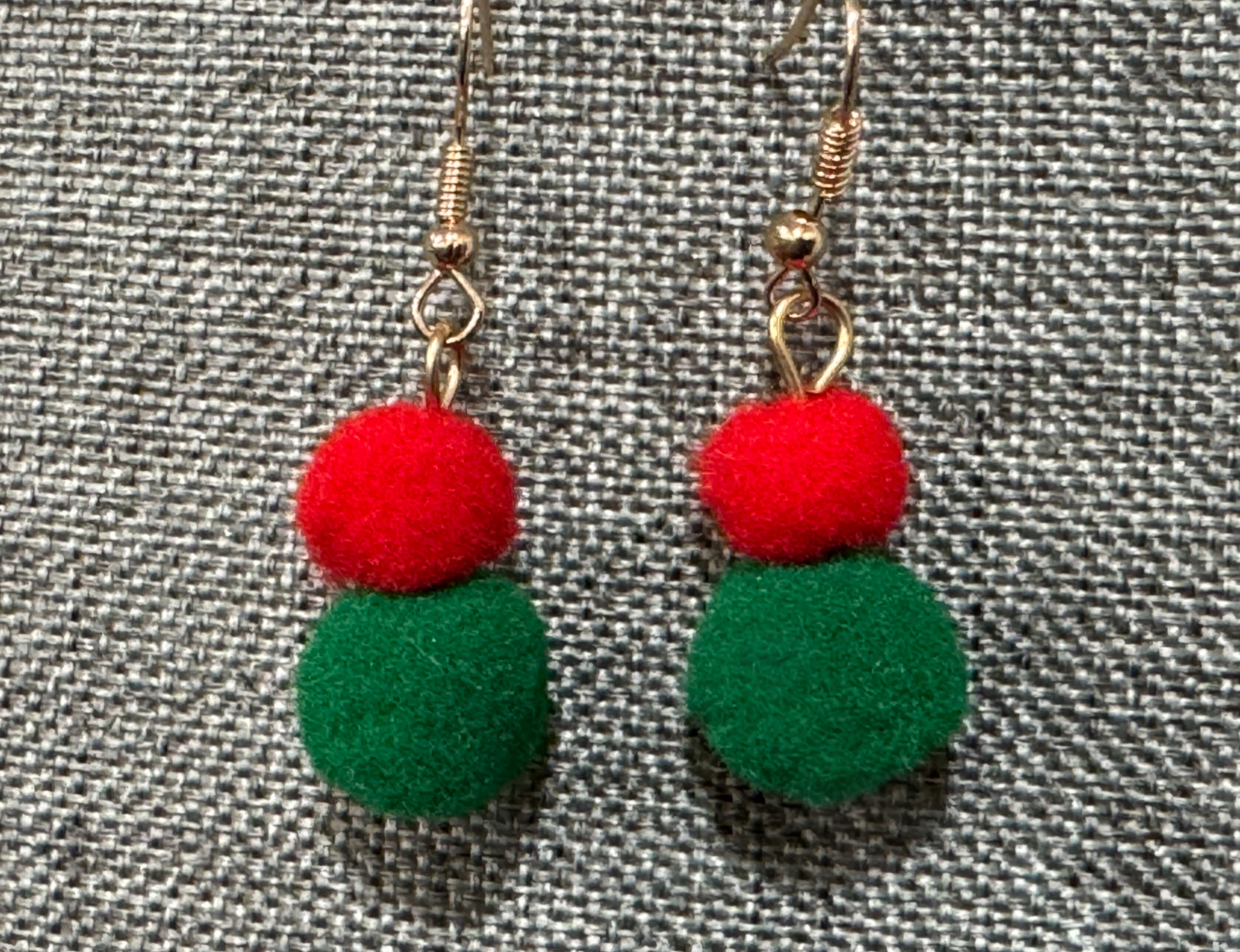 Christmas Pom Pom Earrings
