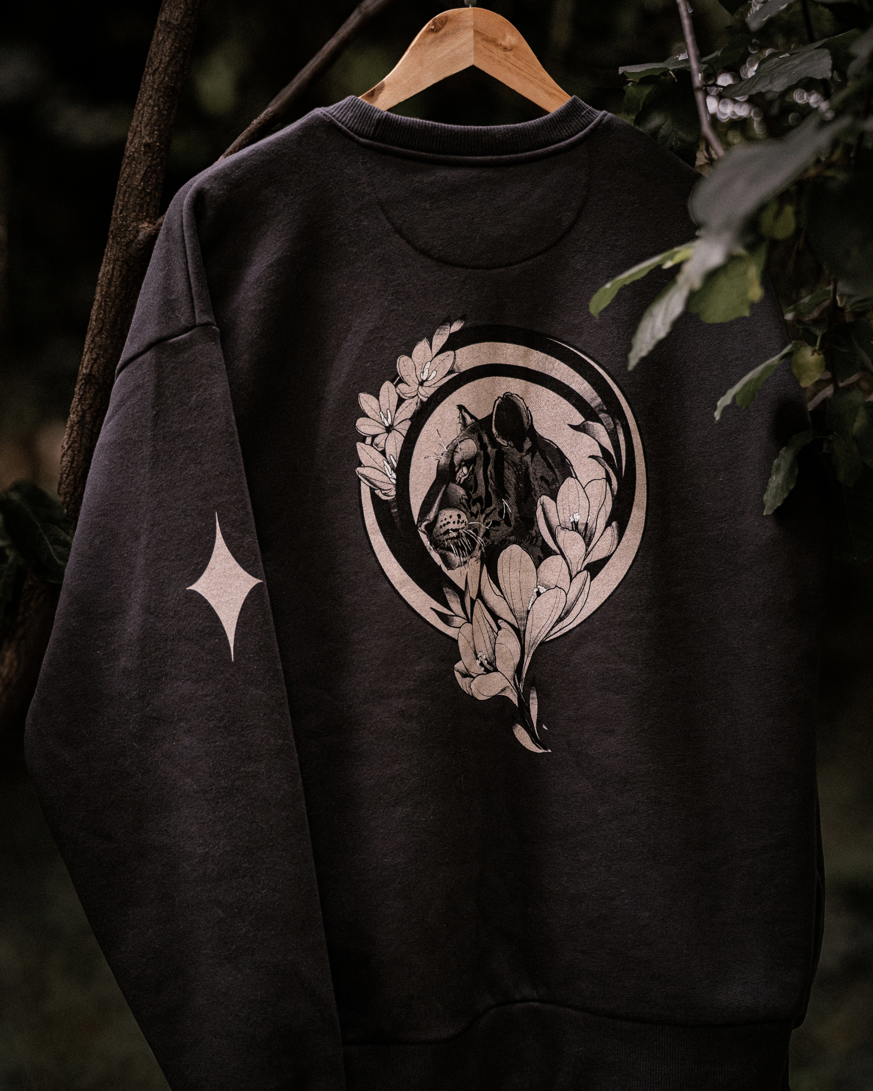 Ash & Alter Crewneck