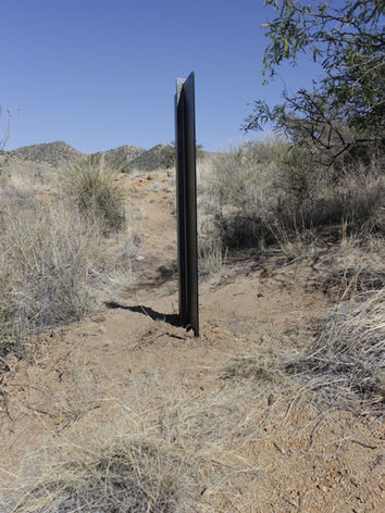 lwnn Chika Infinetely reflecting Darkness 008.jpg