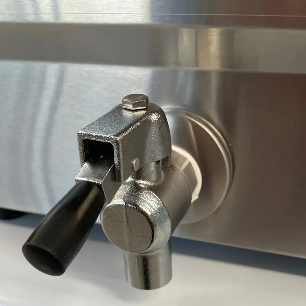 Thumbnail: Hamoki Countertop Electric Fryer -2 x 8 Litre (Oil) Twin Tank with Taps