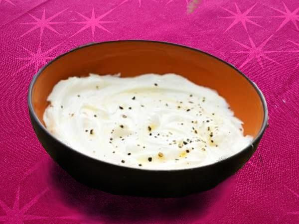 Nishis vitlökscreme med sambal oelek