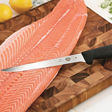 Victorinox_Swiss_Army_Fibrox_Pro_8_Straight_Fish_Fillet_Knife.jpeg