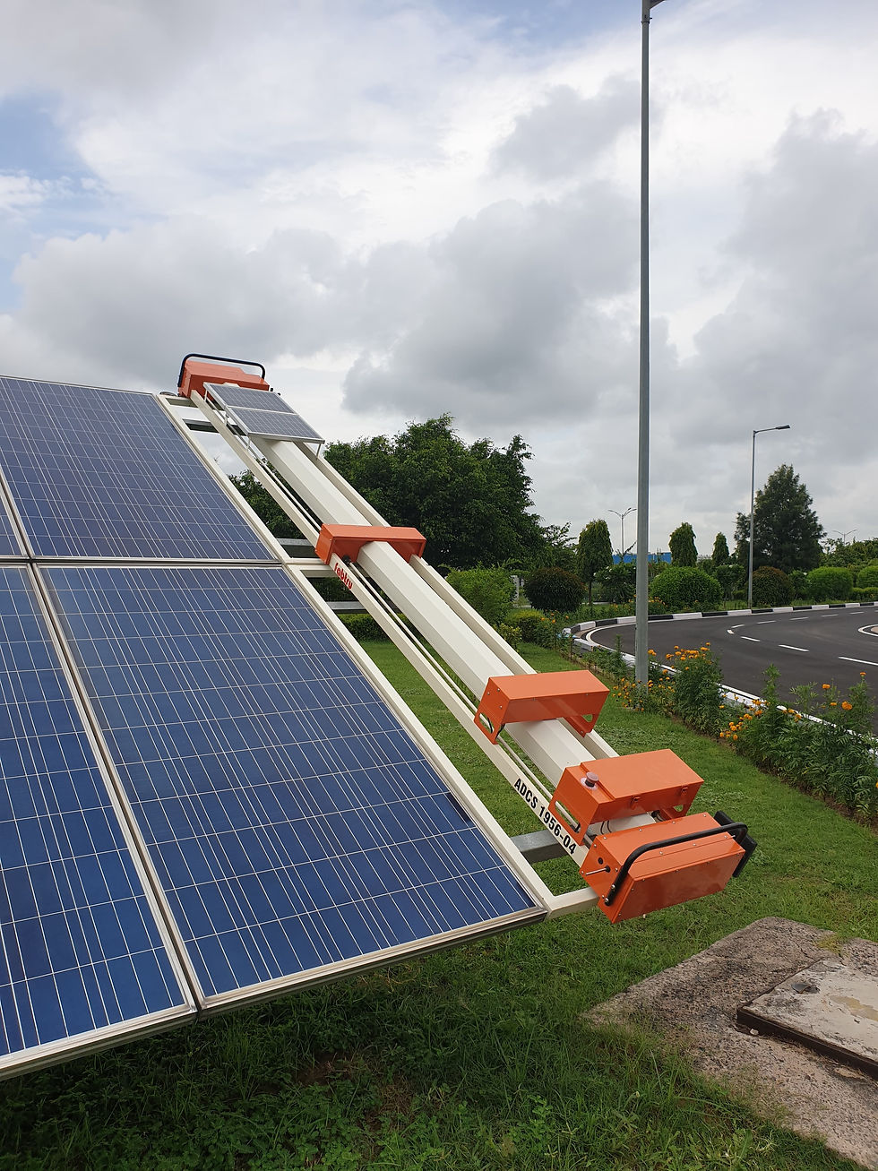 "automatic solar panel cleaning","Solar panel cleaning robot","solar panel cleaner","easy solar panel cleaning"