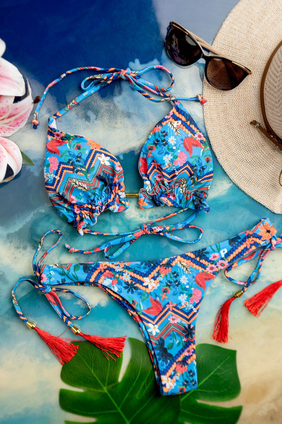 Thumbnail: String Floral Printing Lace Sexy Bikinis Woman Bathing Suits