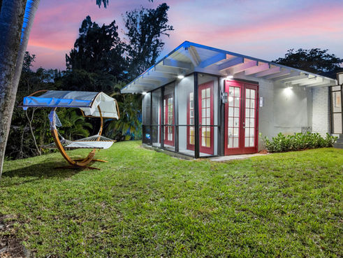 beautiful real estate twilight photographer in Pembroke pines