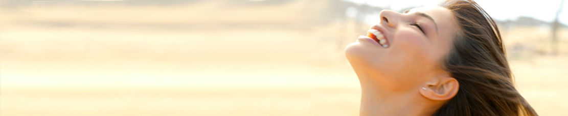 Cheveux dans le vent large