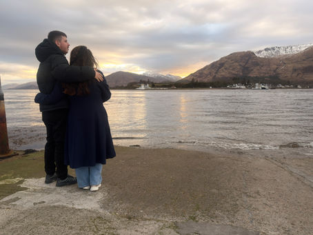 a couple enjoying an Aberdeen cruise excursion