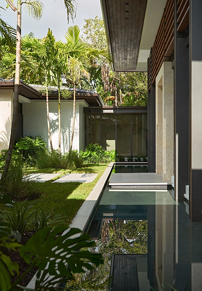 11_RoundThreePhotography_CasaDiverio_Exterior_Front_DSC4607.jpg