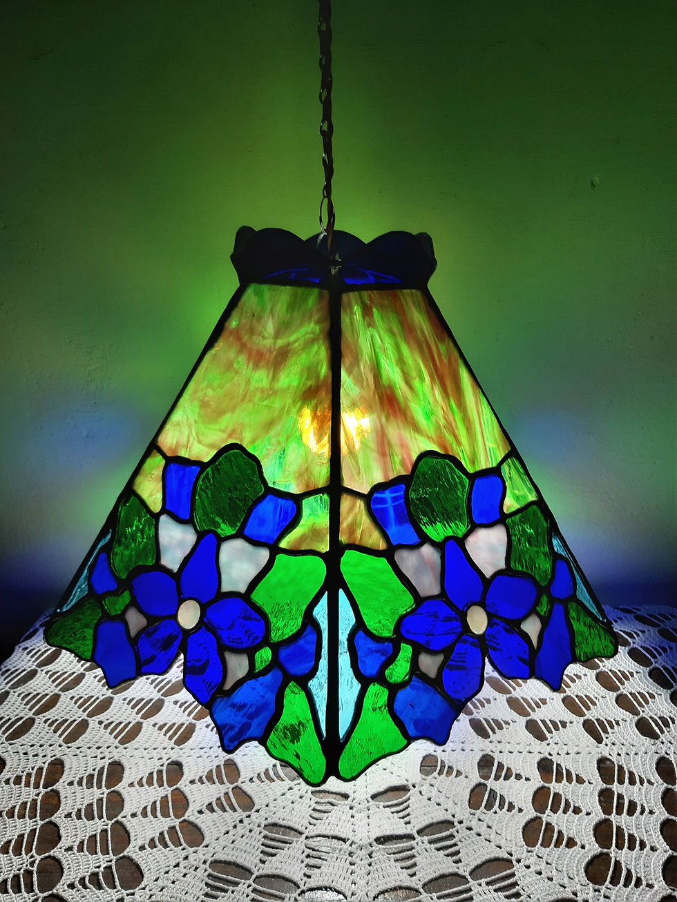 Thumbnail: Floral Fantasy Lamp