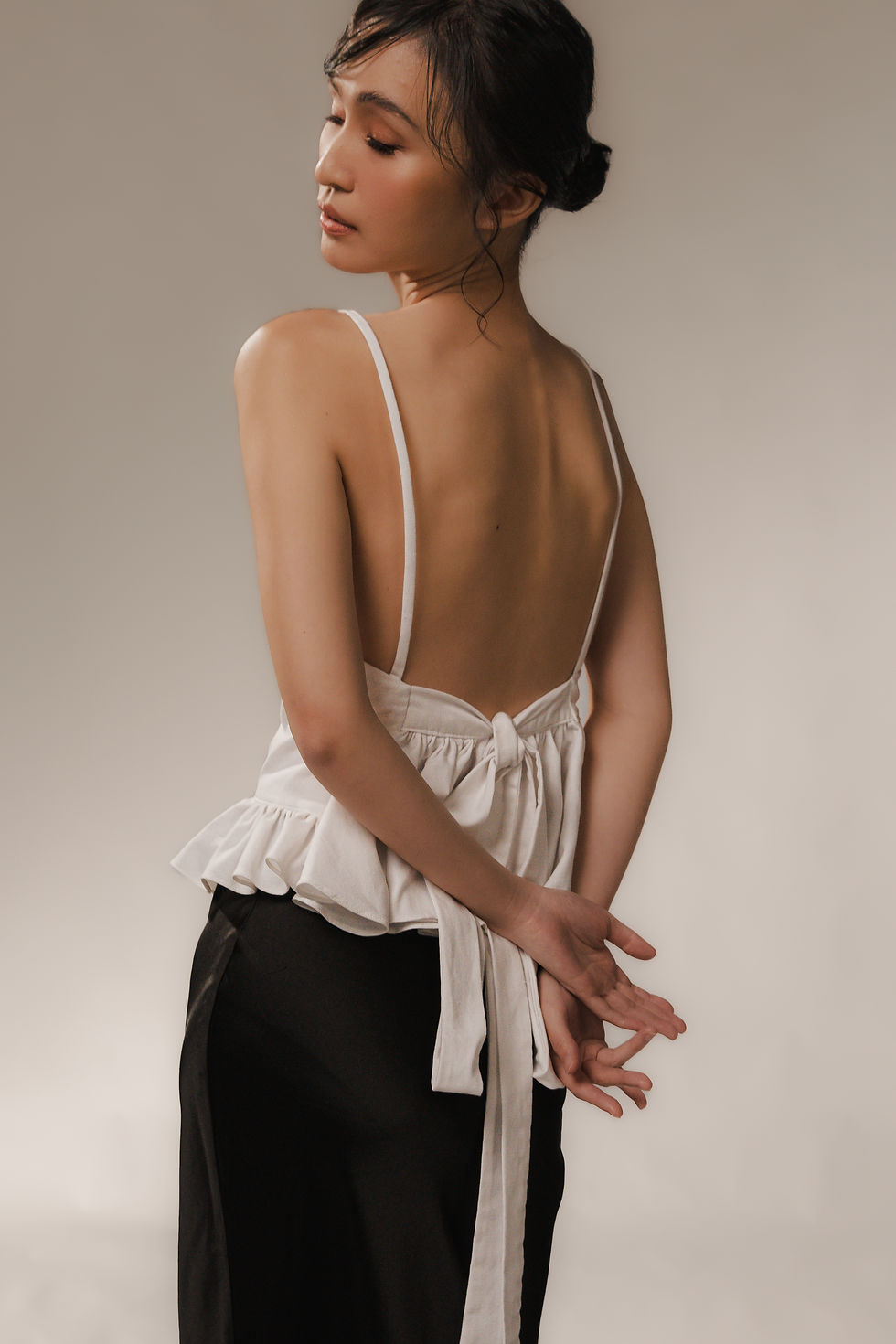 Thumbnail: KATE TOP- WHITE