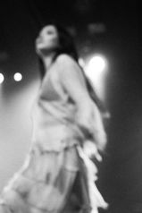 Sarah Kinsley live photos - Toronto - April 21 