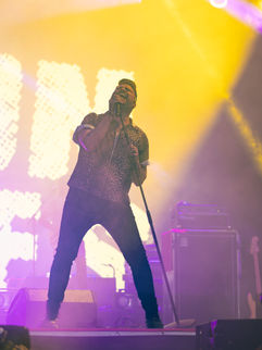 Neon Tress preforming at sema fest 20225 