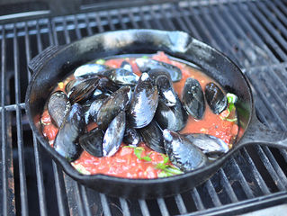 Spicy Grilled Mussels