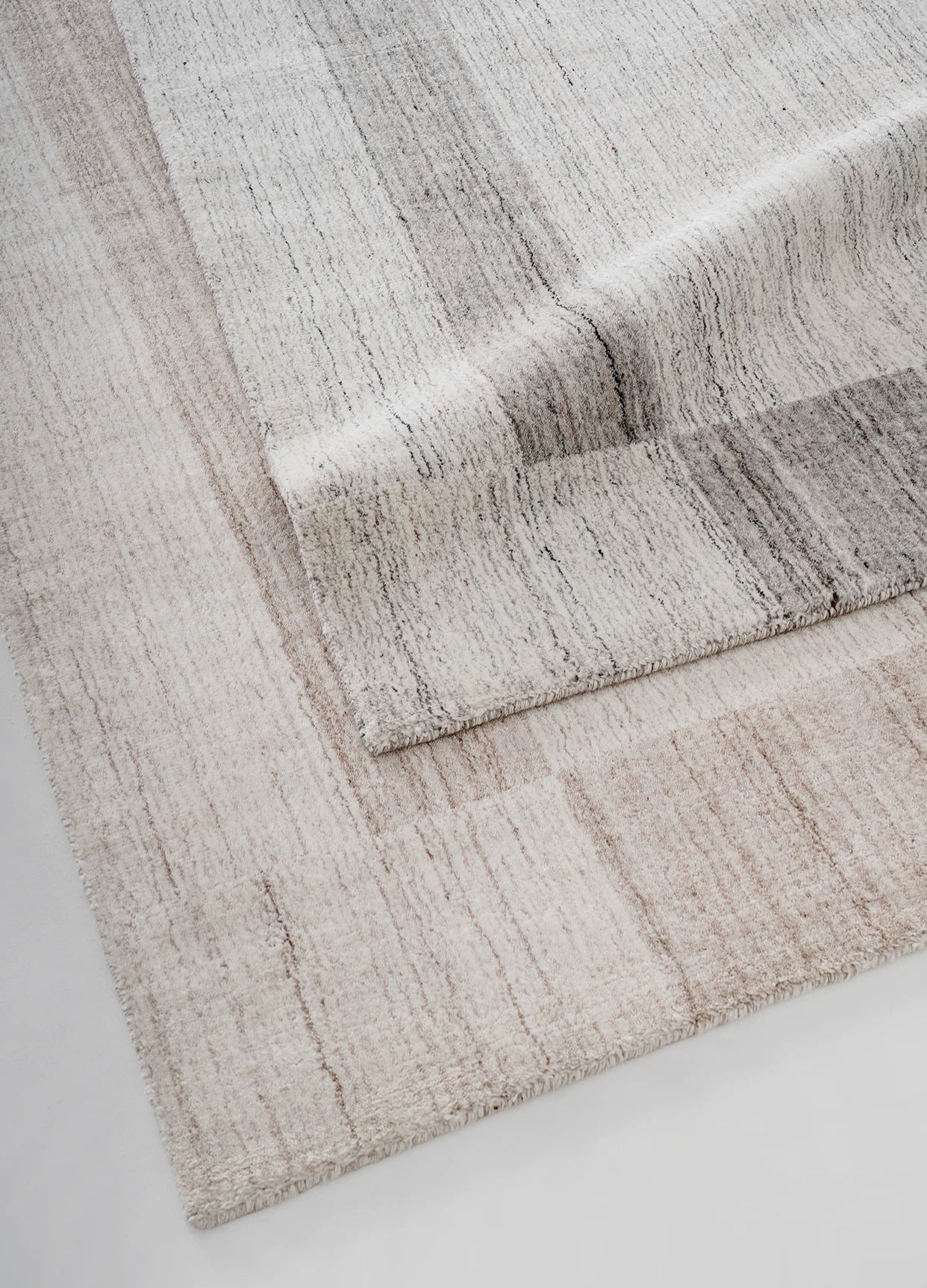 AOM Rug