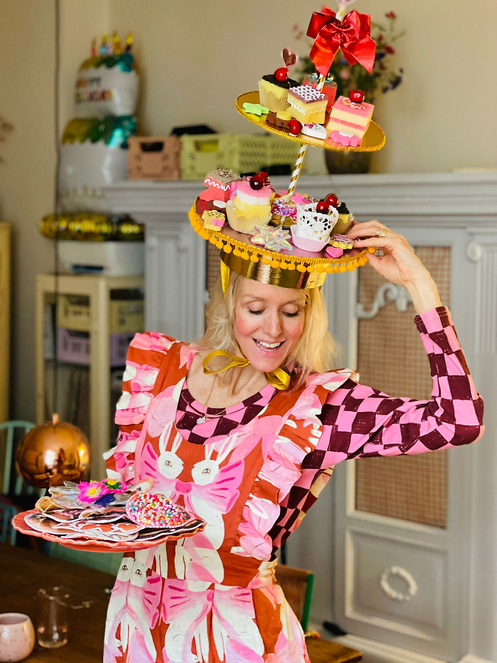 Miniaturbild: Hosenanzug Helena mit Rüschen" BOWS AND BUNNIES" braun rosa