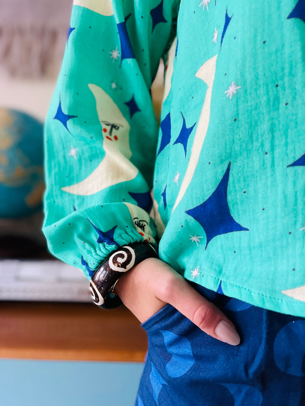 Miniaturbild: Bluse Charly mit langem Arm "MISS MOON" emerald